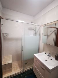 Tenerife Apartments A&amp;H bathroom